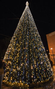 Albero Natale Cisterna