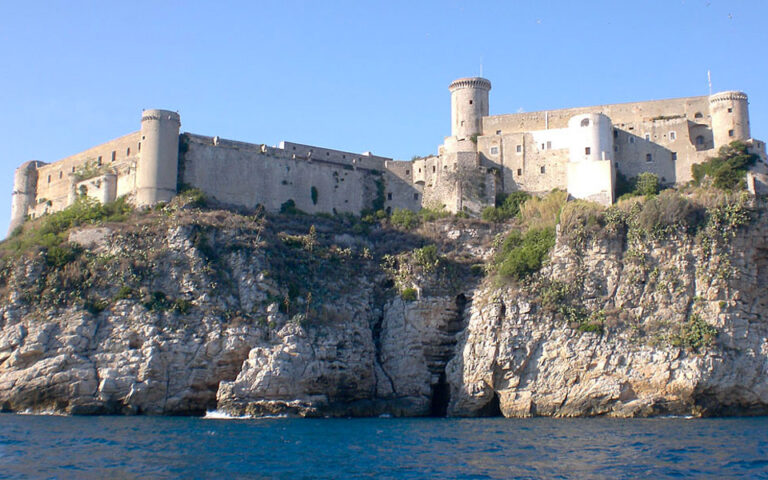 Castello-di-Gaeta