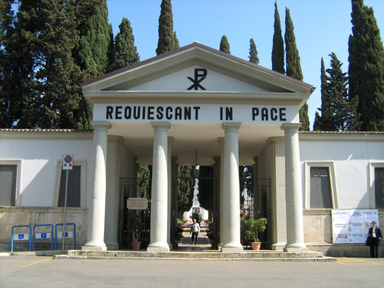 Cimitero-Cisterna_md