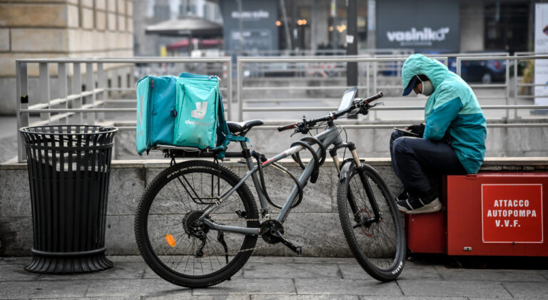 rider consegne a doimicilio in bici