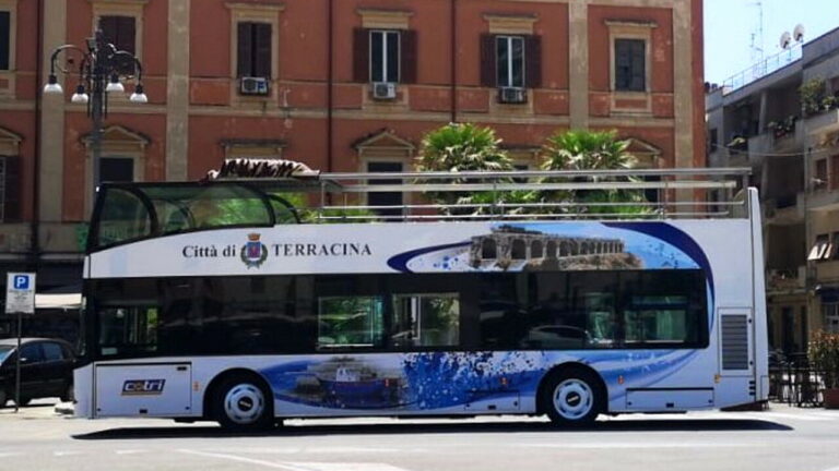 AUTOBUS SCOPERTO TERRACINA