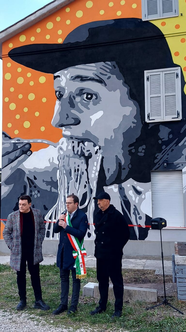 Il-murale-dedicato-ad-Alberto-Sordi