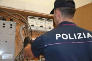 furti-di-energia-elettrica-polizia