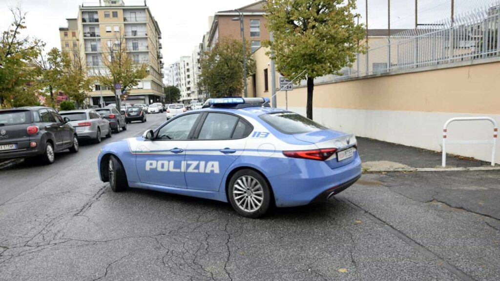 polizia volante questura